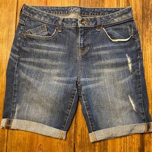 Women’s shorts